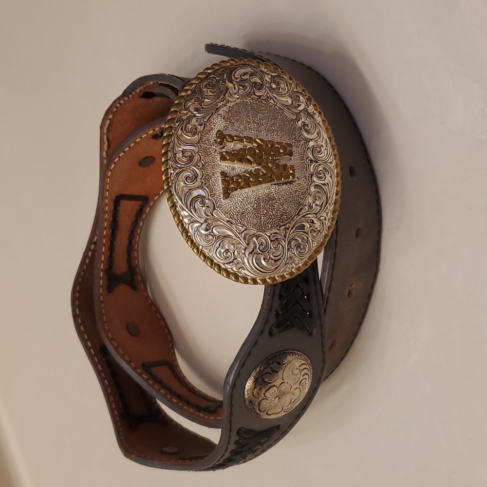Gray Belt with 2-tone "W" Buckle